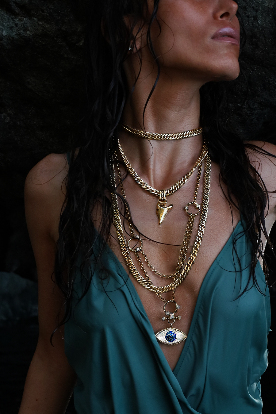 CAARINA NECKLACE