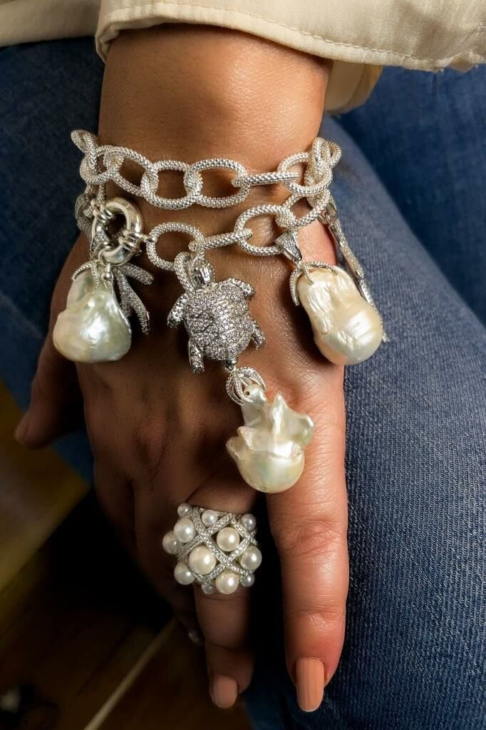 TEMIS BAROQUE PEARL BRACELET